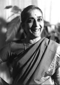 Smt. Kalanidhi Narayanan. Foto: Andi Diem